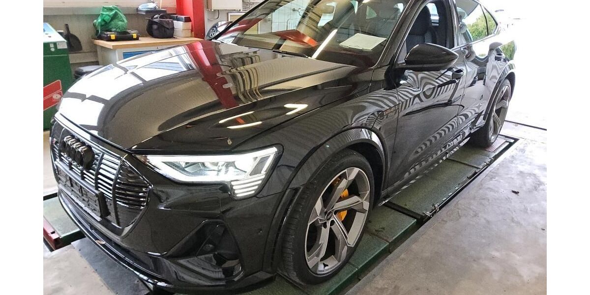 Audi e-tron 80.924 km 43.325 &euro; Hagen 58091