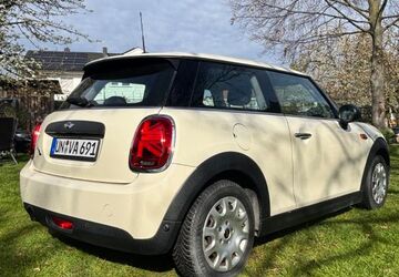 Mini One First 154.500 km 5.999 &euro; Bergkamen 59192