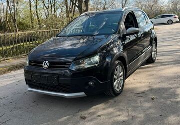 VW Polo 109.000 km 6.199 &euro; Essen 45356