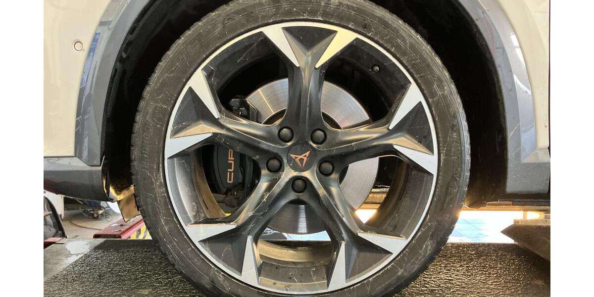 Cupra Formentor VZ 1.4 e-Hybrid DSG NAVI PANORAMA AHK KA 40.838 km 24.988 &euro; Bergkamen 59192