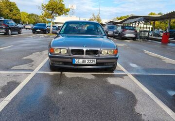 BMW 735 320.000 km 10.500 &euro; Gelsenkirchen 45886