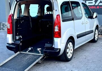 Citroen Berlingo 140.800 km 12.999 &euro; Marl 45772