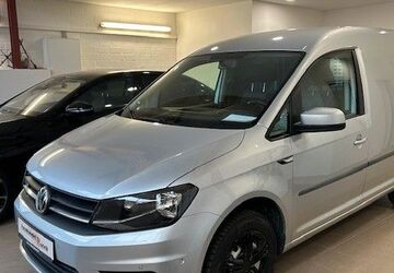 VW Caddy 158.000 km 10.400 &euro; Waltrop 45731