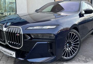 BMW i7 2.913 km 129.900 &euro; Essen 45134