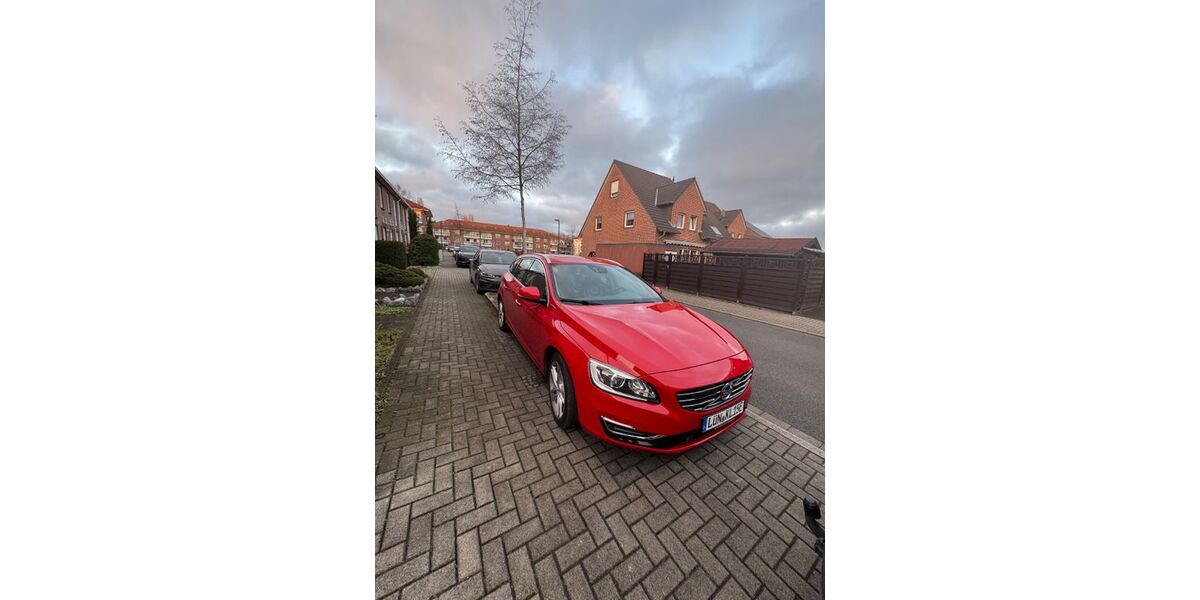 Volvo V60 197.971 km 12.300 &euro; Lünen 44534