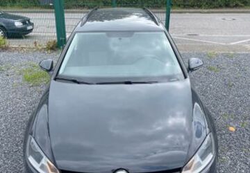 VW Golf 220.000 km 5.900 &euro; Castrop Rauxel 44575