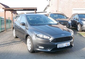 Ford Focus 215.879 km 5.990 &euro; Selm 59379