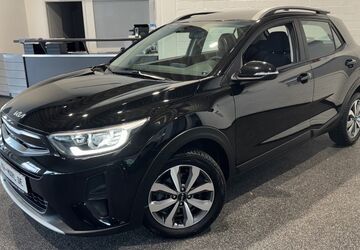 Kia Stonic 24.770 km 17.990 &euro; Marl/Recklinghausen 45770