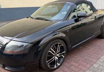 Audi TT 179.000 km 4.990 &euro; Hagen 58135