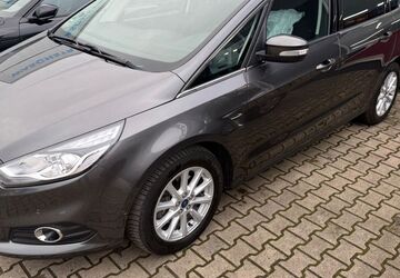 Ford S-Max 109.065 km 14.500 &euro; Herne 44627