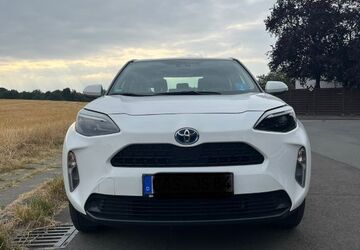 Toyota Yaris Cross 70.630 km 19.850 &euro; Castrop Rauxel 44577
