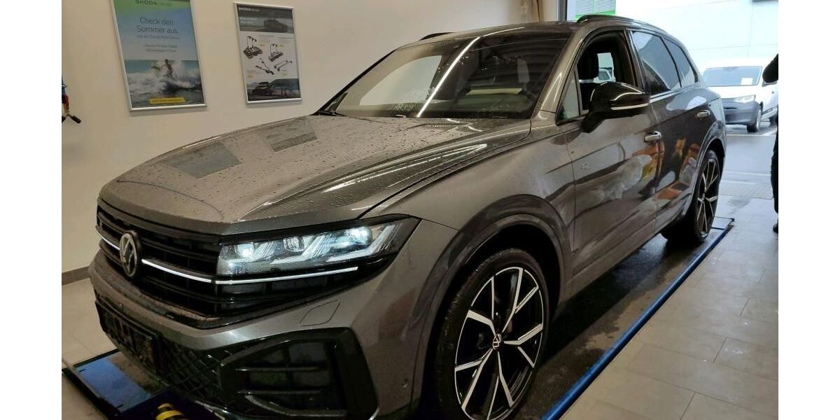 VW Touareg 74.582 km 60.740 &euro; Hagen 58091