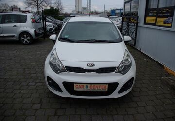 Kia Rio 145.000 km 3.990 &euro; Bottrop 46242