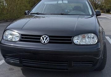 VW Golf 210.000 km 1.950 &euro; Schwerte 58239