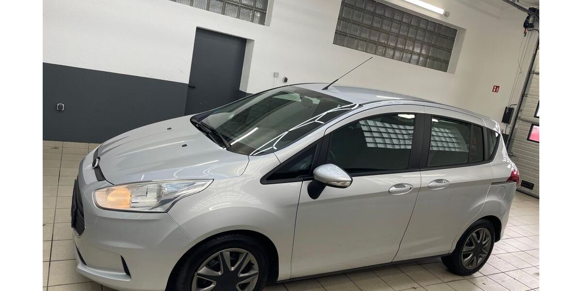 Ford B-Max 148.300 km 4.500 &euro; Kamen 59174