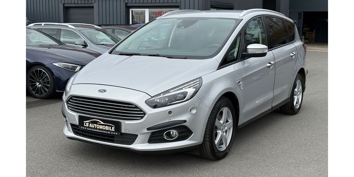 Ford S-Max 151.043 km 11.950 &euro; Dortmund 44147
