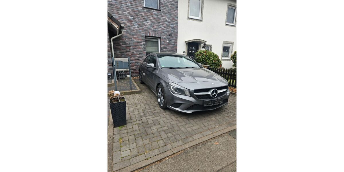 Mercedes-Benz CLA 220 222.000 km 12.150 &euro; Marl 45772