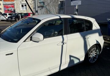 BMW 118 146.000 km 4.000 &euro; Essen 45128