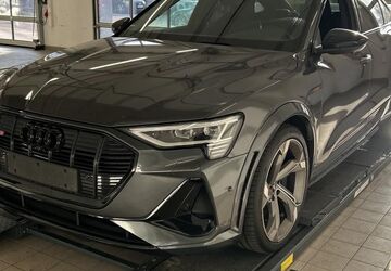 Audi e-tron 53.067 km 43.090 &euro; Hagen 58091