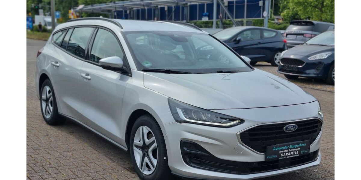 Ford Focus 31.000 km 17.690 &euro; Essen 45141