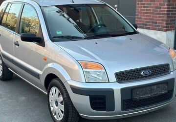 Ford Fusion 151.000 km 2.499 &euro; Essen 45326