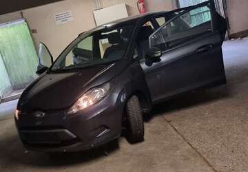 Ford Fiesta 12.689 km 7.500 &euro; Nette (Dortmund) 44359