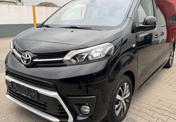 Toyota Proace (Verso) 104.000 km 27.700 &euro; Essen 45356