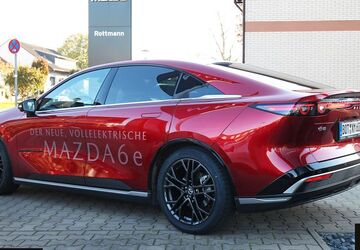 Mazda 6e 11.119 km 38.900 &euro; Bottrop-Kirchhellen 46244