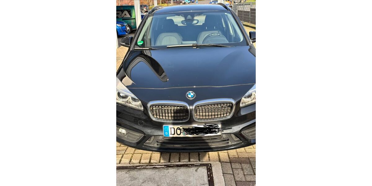 BMW 220 Active Tourer 86.000 km 15.600 &euro; dortmund 44141